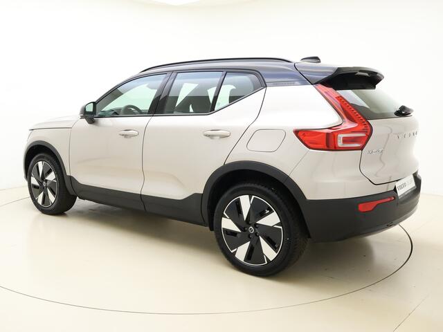 Volvo EX40 Extended Range Plus 82 kWh / ¤ 7.500,- Voorraadkorting / 3 jaar gratis onderhoud / Nieuw op voorraad / El. Trekhaak / Warmtepomp / Stoel + Stuurw. Verwarming /