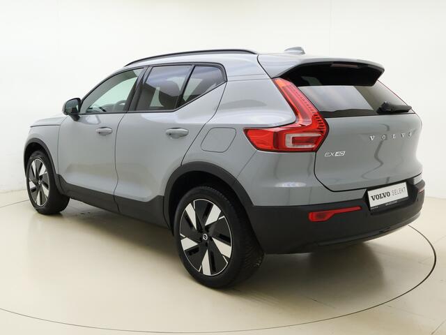 Volvo EX40 Extended Range Business Ed. 82 kWh / NIEUW / DIRECT LEVERBAAR / 360 CAMERA / ADAPT. CRUISE / BLIS / GETINT GLAS / ALL SEASON / STOELVERWARMING /