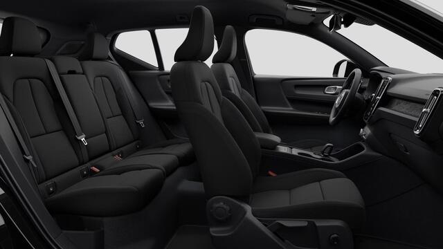 Volvo EX40 Black Edition Recharge Extended Range | Warmtepomp | 20" | Donker glas | Premium Audio