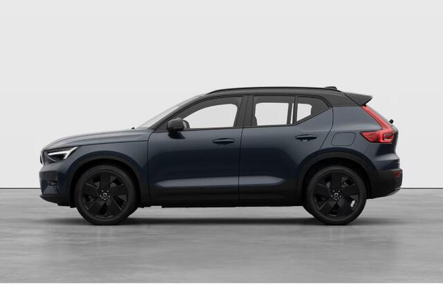 Volvo EX40 Single Motor Extended Range Ultra Black Ed. 82 kWh | Pixel LED koplampen | Panorama dak | 360° Camera | Harman/Kardon | elektrisch verstelbare voorstoelen met memory | Getint glas | 20" |