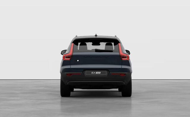 Volvo EX40 Single Motor Extended Range Ultra Black Edition | Harman Kardon | 20" | Panoramadak | Donker Glas | Power Seats |