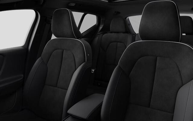 Volvo EX40 Single Motor Extended Range Ultra Black Edition | Harman Kardon | 20" | Panoramadak | Donker Glas | Power Seats |