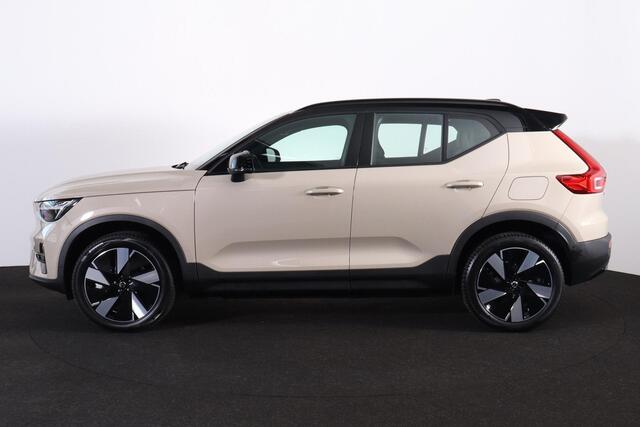 Volvo EX40 Single Motor Plus 70 kWh Plus - Intellisafe Assist & Surround - Parkeercamera achter - Verwarmde voorstoelen & stuur - Parkeersensoren voor & achter - Keyless - Elektr. bedienbare achterklep - Warmtepomp - Google Maps - 19' LMV