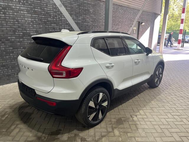 Volvo EX40 Single Motor Plus 70 kWh | ACC | BLIS | 360° Camera | Stoel+Stuurverwarming | harman/kardon | 19 Inch