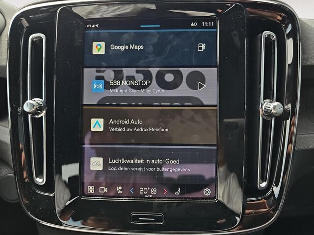 Volvo EX40 Single Motor Plus 70 kWh | Stoelverwarming | Keyless Entry | Adaptive Cruise Control | Elektrische kofferklep |