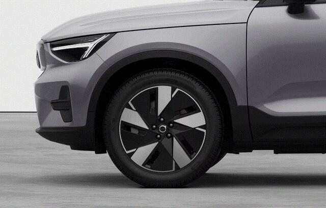 Volvo EX40 252PK Single Motor Extended Range Business Ed. / Navigatie / Camera / Stuur & Stoelverwarming / Harman Kardon / Getinte Ramen / LM Velgen /