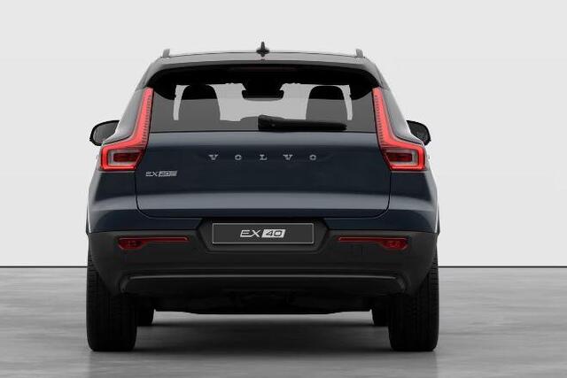 Volvo EX40 Single Motor Extended Range Plus 82 kWh / Lounge Pakket / Panoramadak / 360 Camera / Extra getint glas / 20'' Velgen / Nubuck bekleding