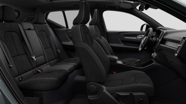 Volvo EX40 Single Motor Extended Range Plus 82 kWh / Lounge pakket / Extra getint glas / Panoramadak / 360 Camera / 20''velgen / zwart dak