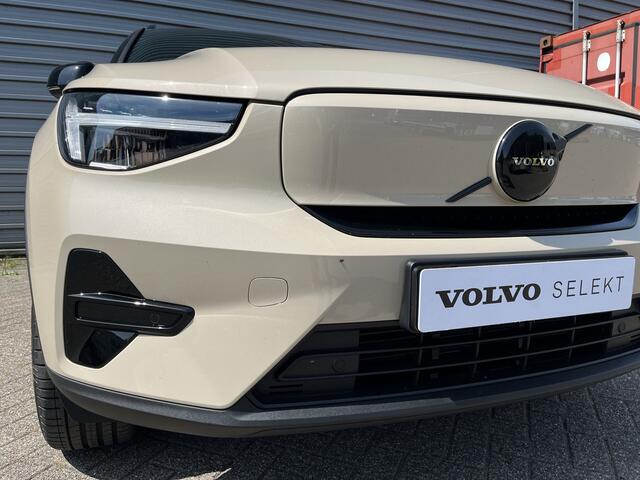 Volvo EX40 Single Motor Extended Range Plus 82 kWh / Sand Dune Metallic / Dawn bekleding / Black Sheep pakket /