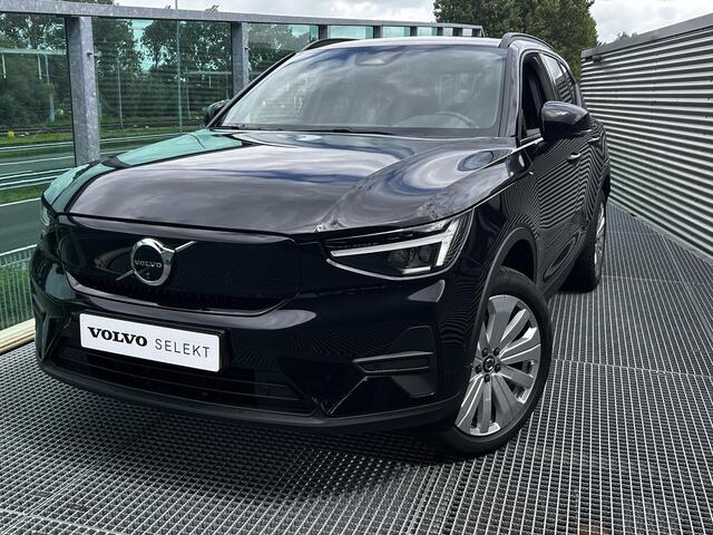 Volvo EX40 Single Motor Extended Range Business Ed. 82 kWh Parkeer camera, Verwarmde stoelen voor, Verwarmd stuurwiel, Extra getint glas, Trekhaak semi elektrisch