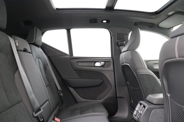 Volvo EX40 SINGLE MOTOR EXTENDED RANGE ULTRA 82 kWh -PANO.DAK|360°CAM|TREKHAAK|HARMAN/KARDON|20"