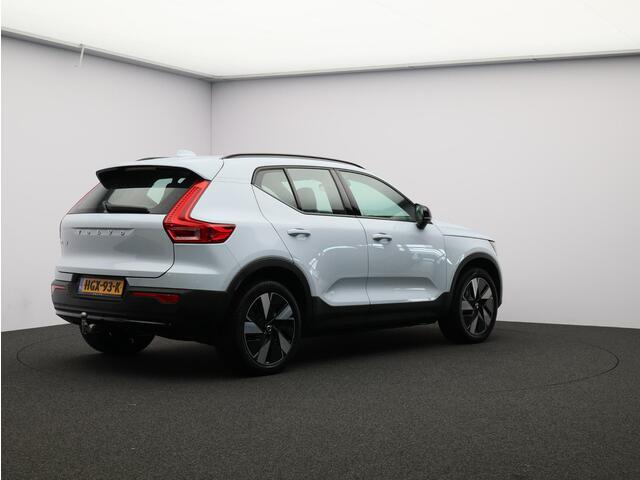 Volvo EX40 Single Motor Extended Range Plus 82 kWh / Trekhaak / Stoel+stuurwielverwarming