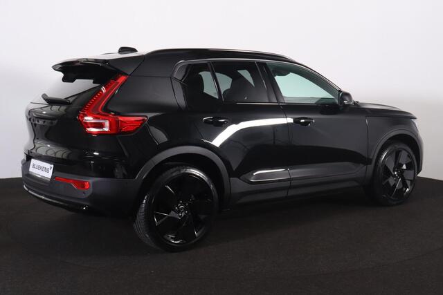 Volvo EX40 Twin Motor Performance Ultra Black Edition 82 kWh - Panorama/schuifdak - IntelliSafe Assist & Surround - 360º Camera - Harman/Kardon audio - Verwarmde voorstoelen, stuur & achterbank - Parkeersensoren voor & achter - Elektr. bedienb. voorstoelen met geheu