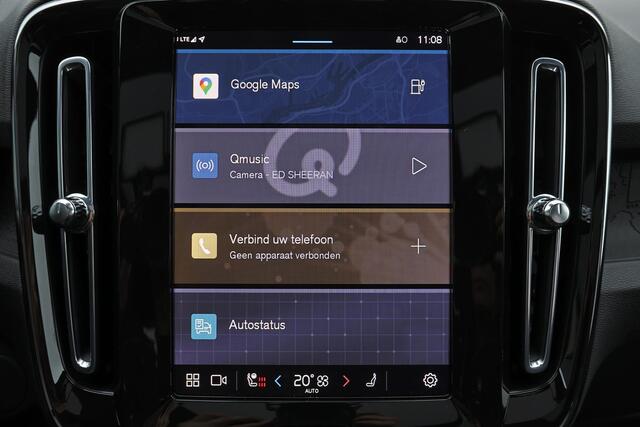 Volvo EX40 Twin Motor Performance Ultra Black Edition 82 kWh - Panorama/schuifdak - IntelliSafe Assist & Surround - 360º Camera - Harman/Kardon audio - Verwarmde voorstoelen, stuur & achterbank - Parkeersensoren voor & achter - Elektr. bedienb. voorstoelen met geheu