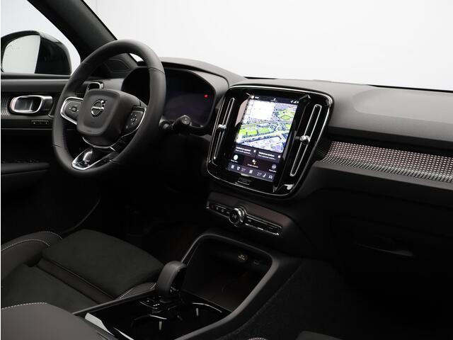 Volvo EX40 Single Motor Extended Range Ultra 82 kWh / Trekhaak / Nubuck Bekleding / Panoramadak / 360 Camera / Elektrische Stoelen / Harman Kardon /