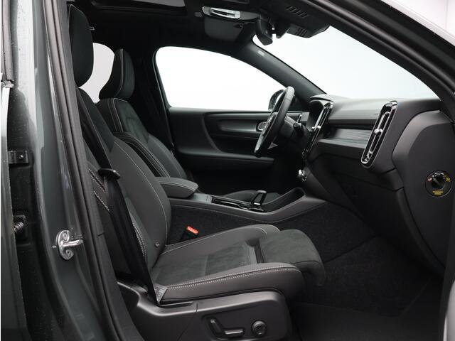 Volvo EX40 Single Motor Extended Range Ultra 82 kWh / Trekhaak / Nubuck Bekleding / Panoramadak / 360 Camera / Elektrische Stoelen / Harman Kardon /