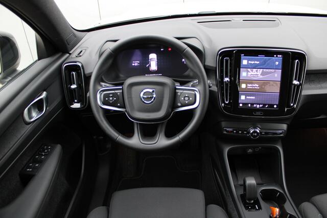 Volvo EX40 Single Motor Extended Range Plus 82 kWh | Trekhaak | Stoelverwarming | Warmtepomp