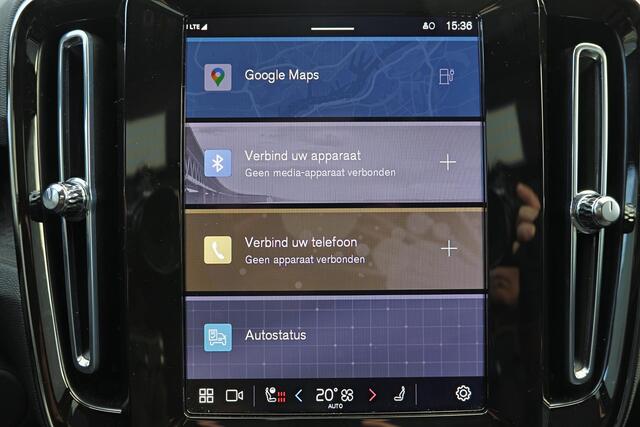 Volvo EX40 Extended Range Ultra 82 kWh - Panorama/schuifdak - IntelliSafe Assist & Surround - 360º Camera - Harman/Kardon audio - Verwarmde voorstoelen, stuur & achterbank - Parkeersensoren voor & achter - Elektr. bedienb. voorstoelen met geheugen links - Draadloze