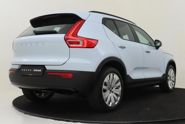 Volvo EX40 SINGLE MOTOR ESSENTIAL 70 kWh -CAMERA|CRUISE|DAB|CARPLAY|19"