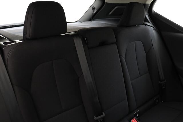 Volvo EX40 SINGLE MOTOR ESSENTIAL 70 kWh -CAMERA|CRUISE|DAB|CARPLAY|19"