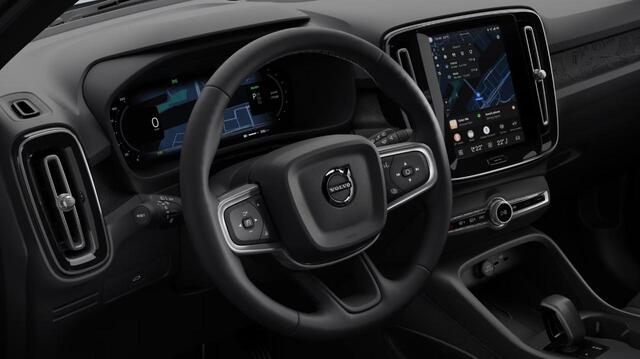 Volvo EX40 Single Motor Plus Europa 70 kWh | Adaptive Cruise Control | BLIS | Harman / Kardon | Stoelverwarming voor & achter | Stuuverwarming | Keyless | Memory | Elektrische Stoelen | Parkeercamera |