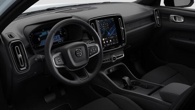 Volvo EX40 Single Motor Plus Europa 70 kWh | Adaptive Cruise Control | BLIS | Harman / Kardon | Stoelverwarming voor & achter | Stuuverwarming | Keyless | Memory | Elektrische Stoelen | Parkeercamera |