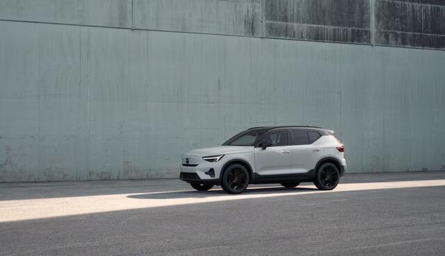 Volvo EX40 Single Motor Ext. Range Ultra Bl. Ed. Eur. 82 kWh | Google | Stoelverwarming Voor + Achter | Adaptieve Cruise Control | Getint Glas | Stuurverwarming | Warmtepomp | Harman Kardon Audio | Zitverlenging | Elek. Achterklep | Park Assist | Draadloos Opladen T