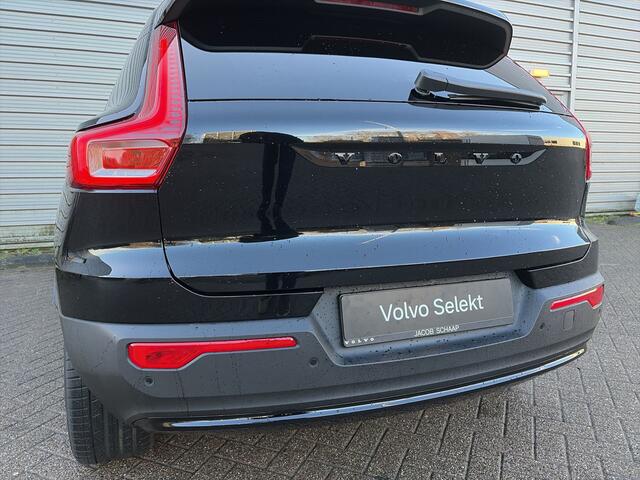 Volvo EX40 Single Motor Extended Range Plus 82 kWh / Harman/kardon / Achteruitrijcamera / Stoel- en stuurverwarming