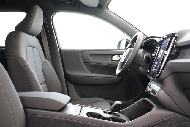 Volvo EX40 SINGLE MOTOR EXTENDED RANGE BUSINESS ED. 82 kWh -HARMAN/KARDON|360°CAM|ADAP.CRUISE|WARMTEPOMP|PRIVACY.GLAS|19"