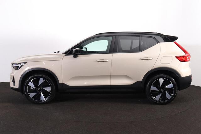 Volvo EX40 Extended Range Ultra 82 kWh - Panorama/schuifdak - IntelliSafe Assist & Surround - 360º Camera - Harman/Kardon audio - Verwarmde voorstoelen & stuur - Parkeersensoren voor & achter - Elektr. bedienb. voorstoelen met geheugen links - Draadloze tel. lader -