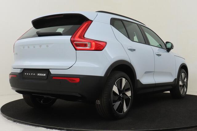 Volvo EX40 SINGLE MOTOR ESSENTIAL 70 kWh -CAMERA|CRUISE|DAB|CARPLAY|19"