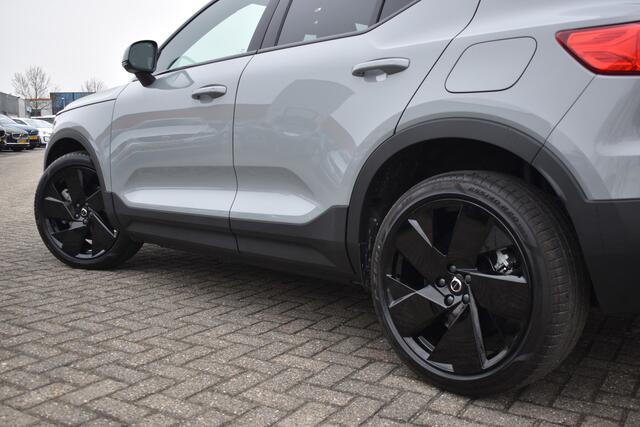 Volvo EX40 Extended Range 252PK Plus Black Ed. 82 kWh | H&K | ACC | Blis | Camera | 20"LMV | Stuurverwarming