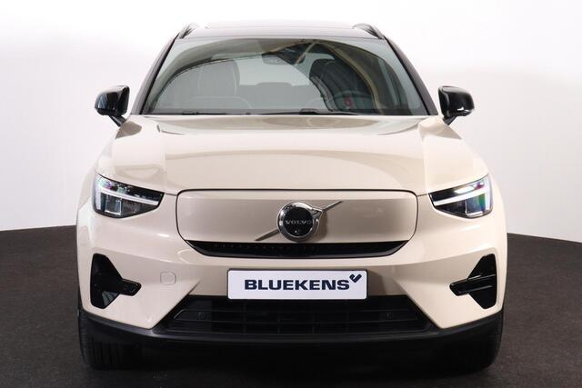 Volvo EX40 Extended Range Ultra 82 kWh - IntelliSafe Assist & Surround - 360º Camera - Harman/Kardon audio - Verwarmde voorstoelen & stuur - Parkeersensoren voor & achter - Elektr. bedienb. voorstoelen met geheugen links - Draadloze tel. lader - Warmtepomp - Extra g