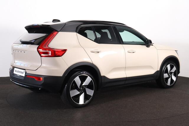 Volvo EX40 Extended Range Ultra 82 kWh - IntelliSafe Assist & Surround - 360º Camera - Harman/Kardon audio - Verwarmde voorstoelen & stuur - Parkeersensoren voor & achter - Elektr. bedienb. voorstoelen met geheugen links - Draadloze tel. lader - Warmtepomp - Extra g