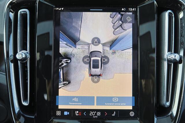 Volvo EX40 Extended Range Ultra 82 kWh - IntelliSafe Assist & Surround - 360º Camera - Harman/Kardon audio - Verwarmde voorstoelen & stuur - Parkeersensoren voor & achter - Elektr. bedienb. voorstoelen met geheugen links - Draadloze tel. lader - Warmtepomp - Extra g