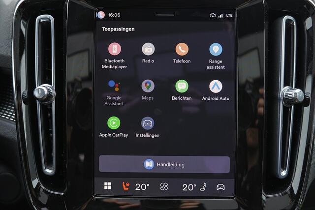 Volvo EX40 Performance Ultra 82 kWh - Panorama/schuifdak - IntelliSafe Assist & Surround - 360º Camera - Harman/Kardon audio - Verwarmde voorstoelen, stuur & achterbank - Parkeersensoren voor & achter - Elektr. bedienb. voorstoelen met geheugen links - Draadloze tel