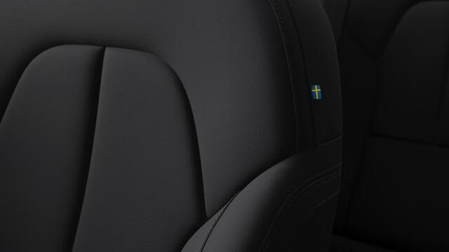 Volvo EX40 Single Motor Ext. Range Plus Bl. Ed. Europa 82 kWh | Harman Kardon Audio | BLIS | Keyless | Getint Glas | Adaptieve Cruise Control | Stuur-/Stoelverwarming |