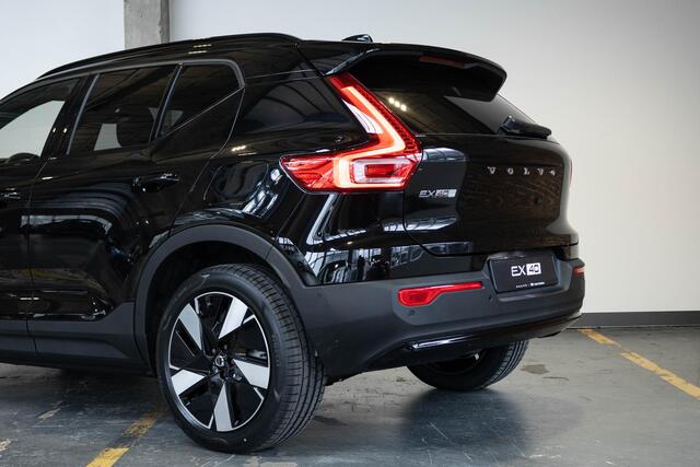 Volvo EX40 Single Motor Extended Range Ultra | DEMO DEAL | Panoramadak | Verwarmbare voorstoelen & stuurwiel | Premium audio by Harman Kardon | Apple carplay/Android auto | Adaptive cruise control | Elektrisch Verstelbare Voorstoelen | 360º Camera | Warmtepomp