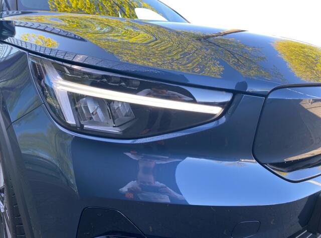 Volvo EX40 Single Plus 70 kWh