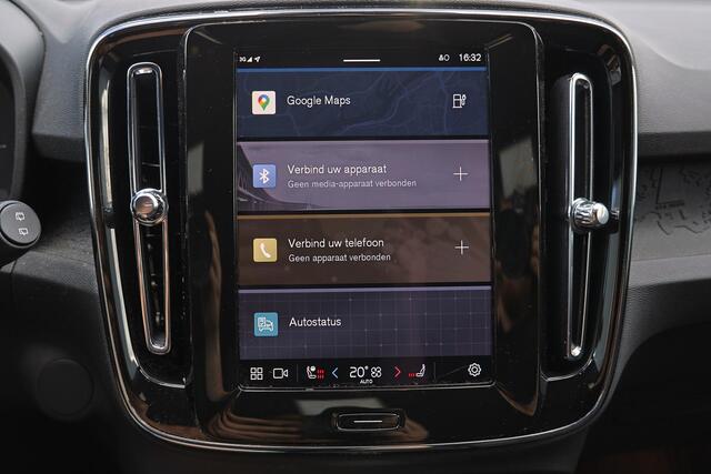Volvo EX40 Extended Range Plus 82 kWh - IntelliSafe Assist & Surround - 360º Camera - Verwarmde voorstoelen, stuur & achterbank - Parkeersensoren voor & achter - Elektr. bedienb. bestuurdersstoel met geheugen - Draadloze tel. lader - Warmtepomp - Extra getint glas -