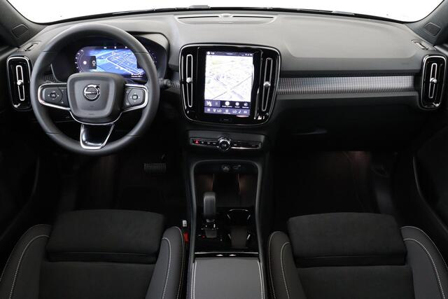 Volvo EX40 SINGLE MOTOR PLUS BLACK EDITION EUROPA 70 kWh -HARMAN/KARDON|360°CAM|POWER-SEATS|PRIVACY.GLAS|20"