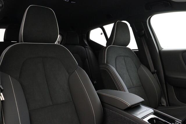 Volvo EX40 SINGLE MOTOR PLUS BLACK EDITION EUROPA 70 kWh -HARMAN/KARDON|360°CAM|POWER-SEATS|PRIVACY.GLAS|20"