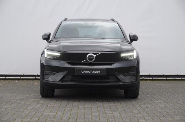 Volvo EX40 252PK Automaat Single Ext. Range Core Business / Driver Assist / Adaptieve cruise control / BLIS / Stoel - en stuurwielverwarming / Pakeersensoren met camera / Apple carplay /
