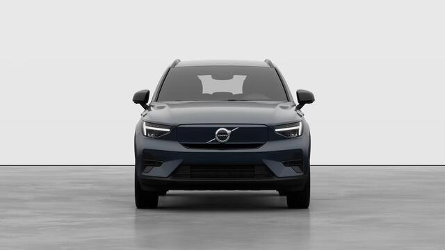 Volvo EX40 Single Motor Plus Europe 70 kWh | Harman Kardon Audio | BLIS | Adaptieve Cruise Control | Stoelverwarming Voor & Achter | Stuurverwarming | Warmtepomp | Parkeersensoren Voor en Achter |