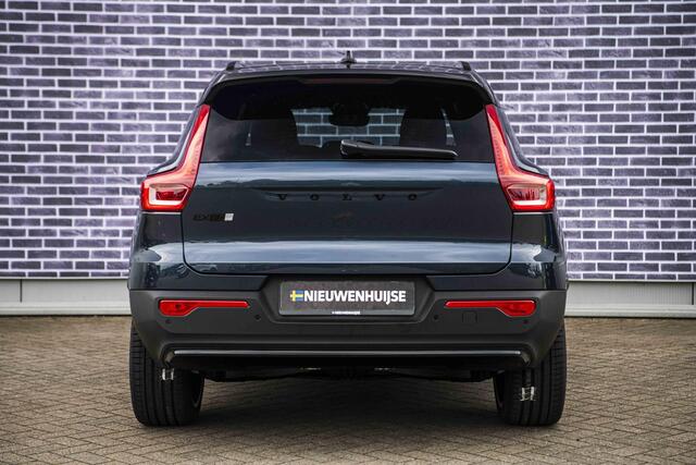 Volvo EX40 Single Motor Extended Range Ultra Black Edition Europa | Harman Kardon audio | 20" | Schuif-/kanteldak | Getint Glas | Elektrische stoelverstelling | Nubuck bekleding | Adaptive Cruise Control | Dodehoekdetectie |