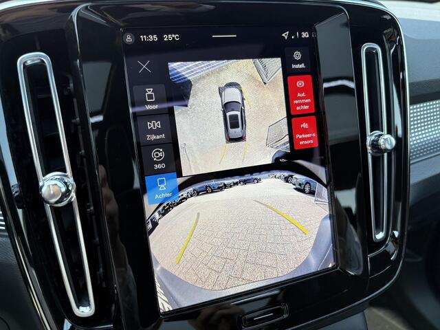 Volvo EX40 Single Motor Ext. Range Plus Bl. Ed. Europa 82 kWh | Harman/Kardon | Power Seats | BLIS | Adaptive Cruise Control | Stoelverwarming voor & achter | Stuurverwarming | Warmtepomp | Getint Glas |