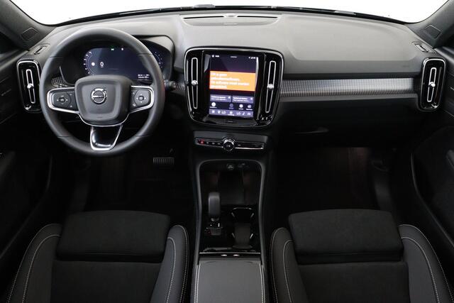 Volvo EX40 SINGLE MOTOR EXT. RANGE ULTRA BLACK EDITION EUROPA *FULL OPTIONS!* -PANO.DAK|HARMAN/KARDON|PIXEL.LED|360°CAM|POWER-SEATS|PRIVACY.GLAS|20"|SoH:100%