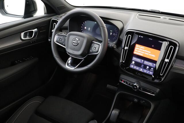 Volvo EX40 SINGLE MOTOR EXT. RANGE ULTRA BLACK EDITION EUROPA *FULL OPTIONS!* -PANO.DAK|HARMAN/KARDON|PIXEL.LED|360°CAM|POWER-SEATS|PRIVACY.GLAS|20"|SoH:100%
