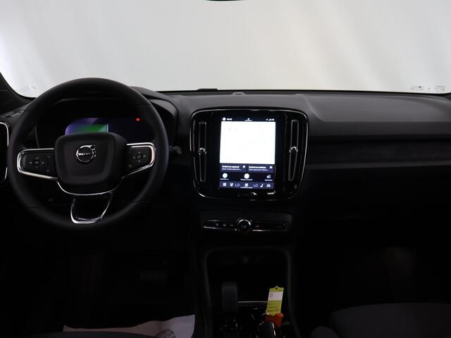 Volvo EX40 Single Motor Extened Range Core 82 kWh | SOH 97% | Comfortstoelen | Stoel/Stuurverwarming | Camera | Apple CarPlay/Android Auto | Cruise Control |