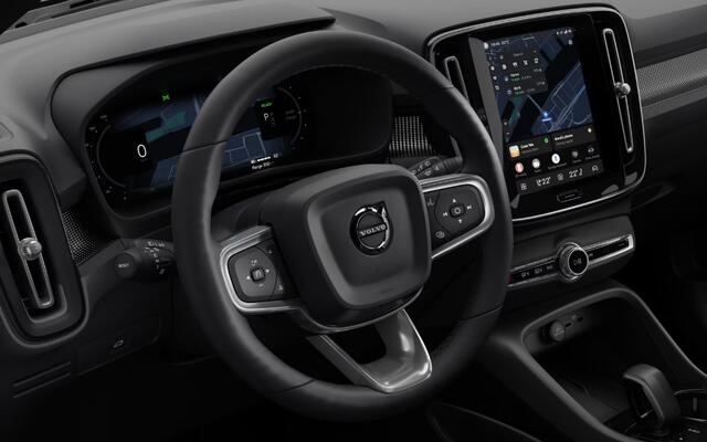 Volvo EX40 Single Motor Extended Range Ultra Black Edition | Europa Edition | Google | Long Range | Harman Kardon Audio | 20" Lichtmetalen Velgen | Panoramadak | Getint Glas | Elektrische Stoelen | Nubuck Bekleding | Adaptieve Cruise Control | Dodehoekdetectie | Zitverlenging | Keyless | Warmtepomp